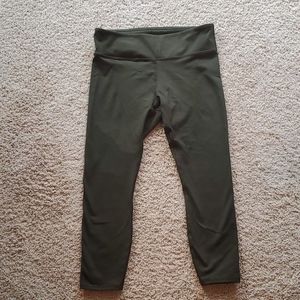 Fabletics Powerhold Capris